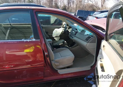 2003 Toyota Camry Le from USA, damaged, VIN 4T1BE32K23U647325